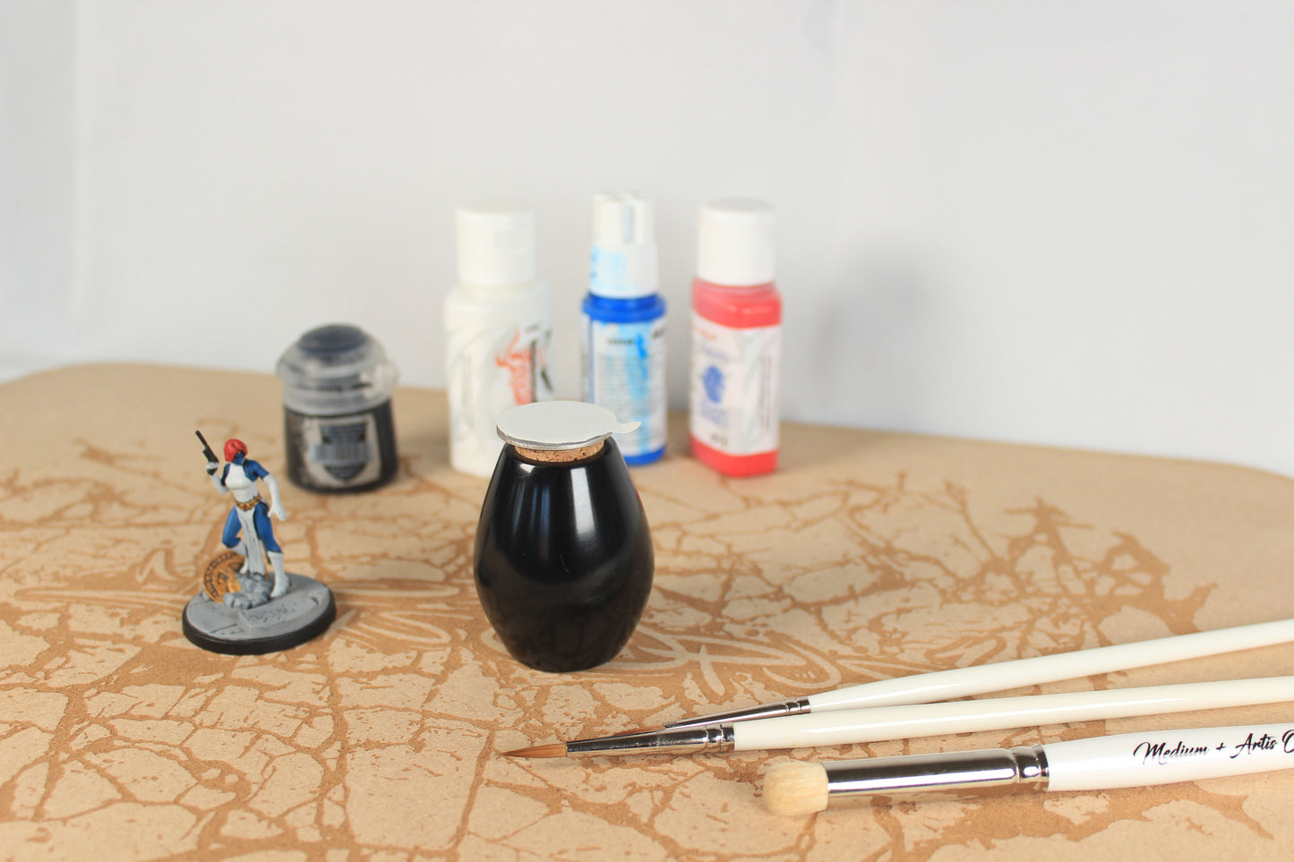 Artis Opus Painting Handle - Small (Hen) Cult of Paint Black
