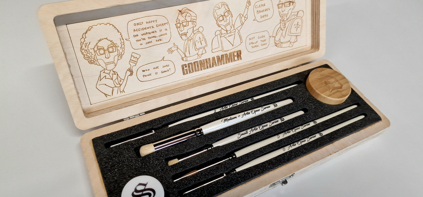 Goonhammer Series D-PLUS 5-Brush Set (Inc. GH Dice & Sticker!)