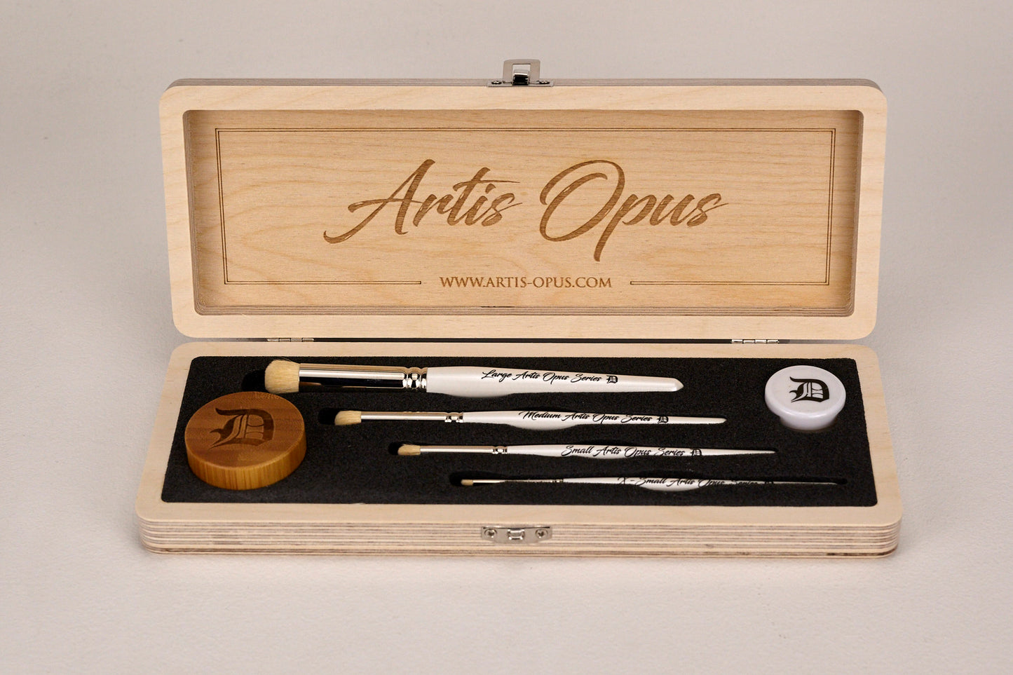 Artis Opus Series D Medium+, Large+, and XX-Large Drybrushes